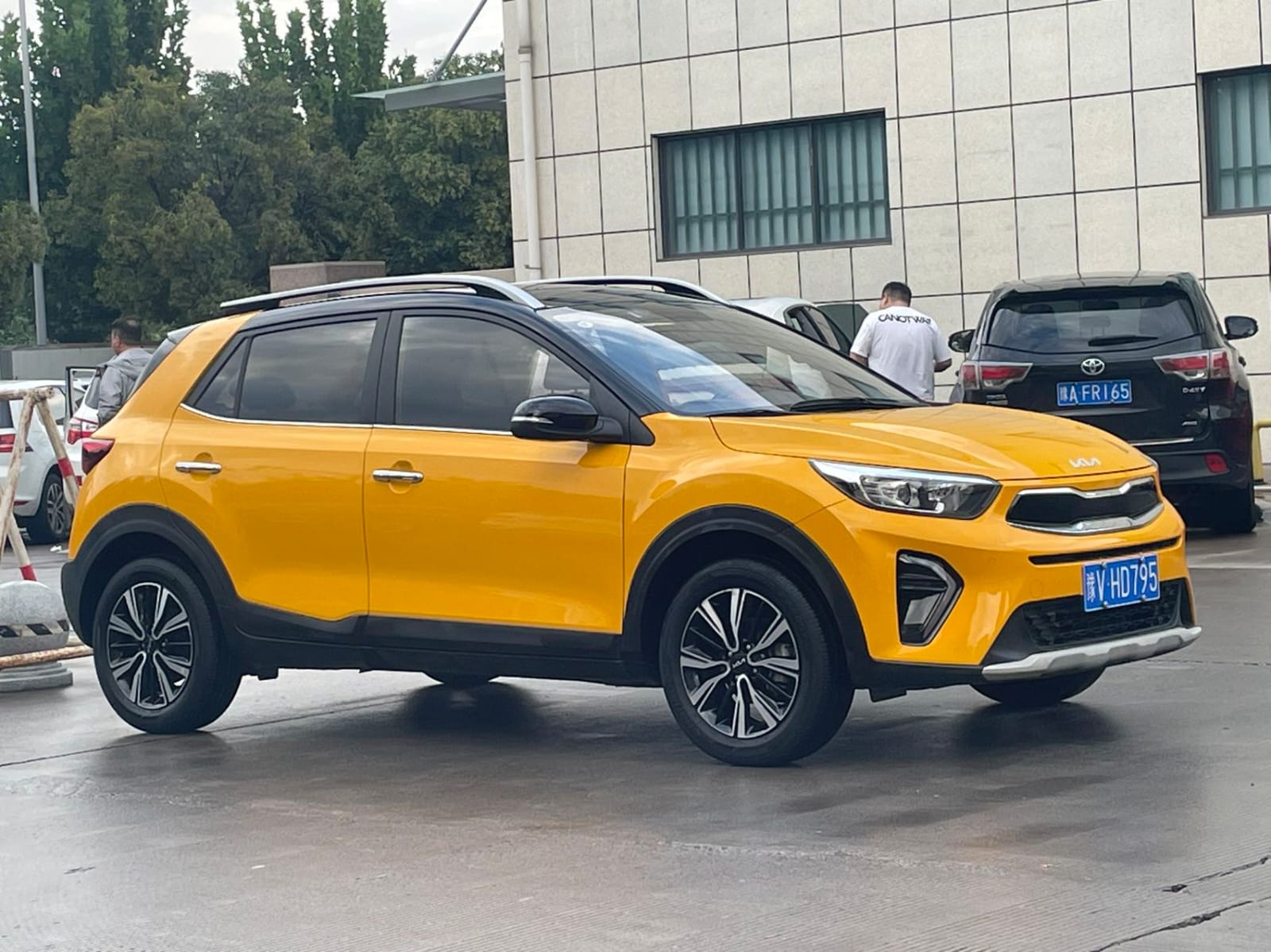 Kia KX1 1.4L CVT Skylight Edition