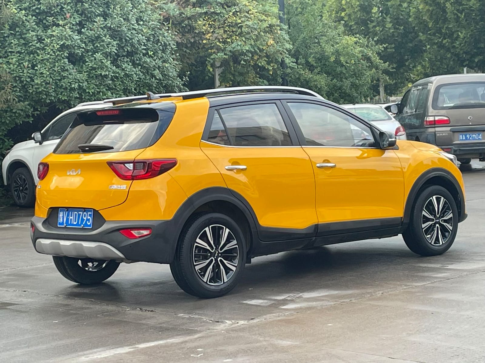 Kia KX1 1.4L CVT Skylight Edition