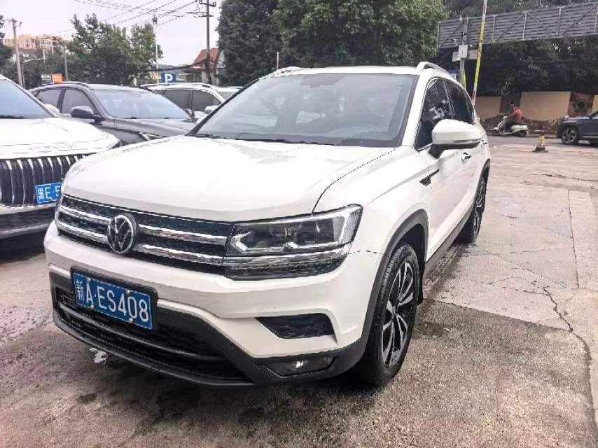 Volkswagen Tharu Luxury Edition