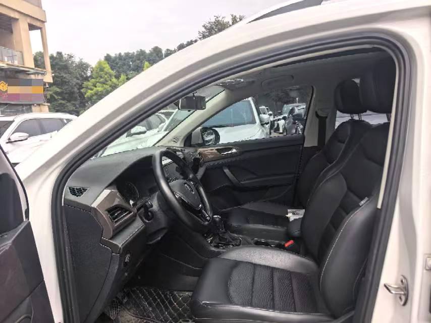 Volkswagen Tharu Luxury Edition