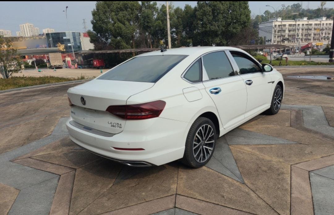 Volkswagen Lavida 280TSI DSG Deluxe Edition