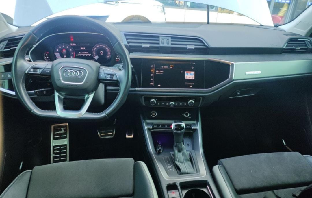 Audi Q3 45 TFSI quattro 4WD