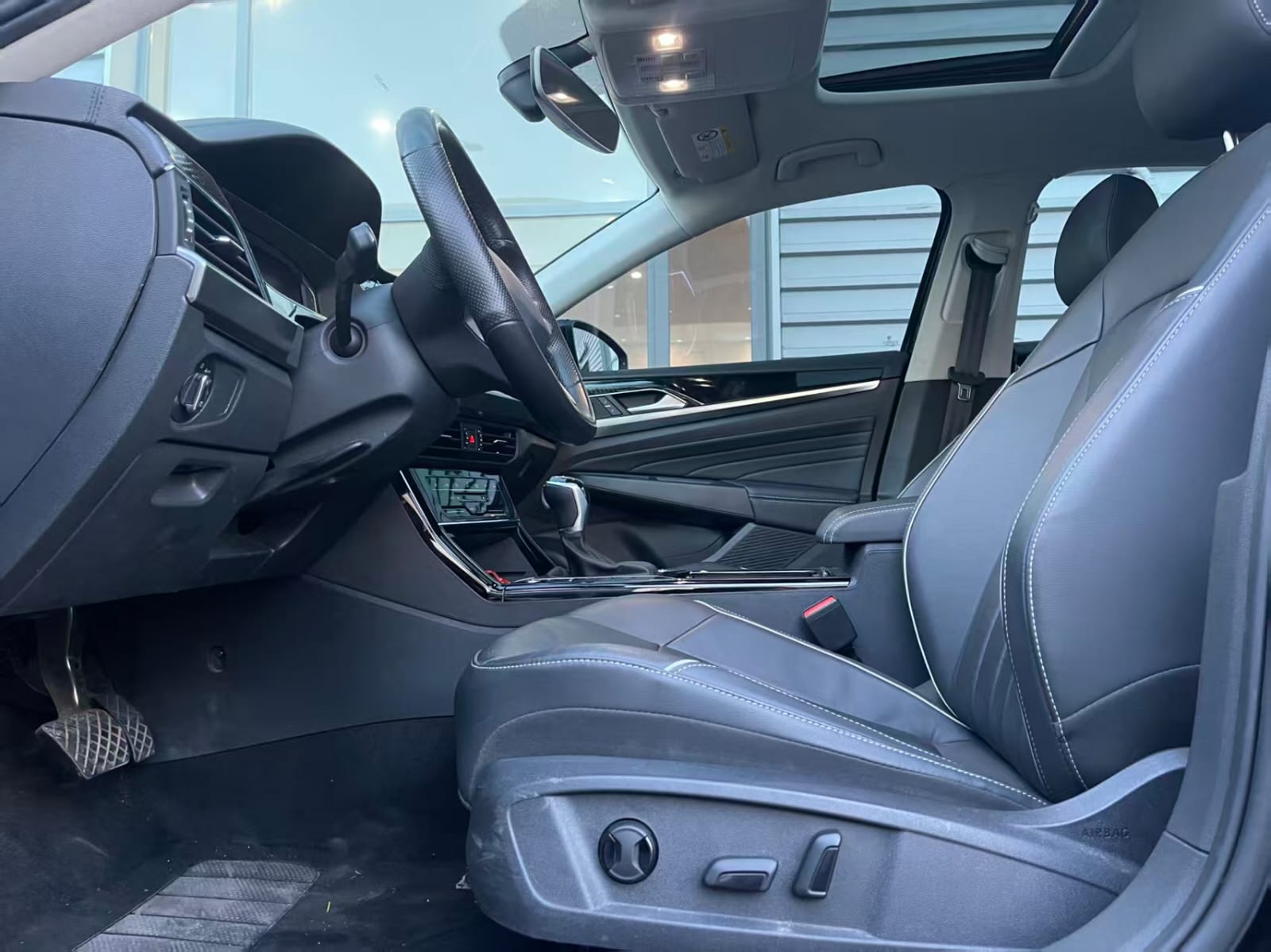 Volkswagen Passat 2022 280TSI Elite Edition