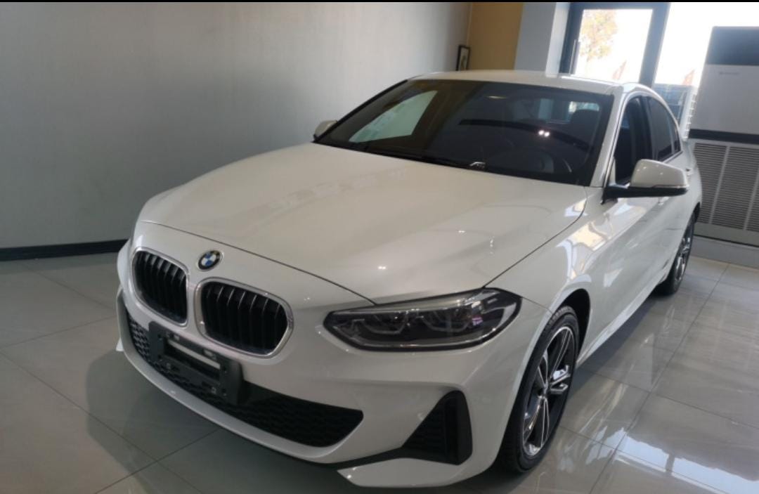 BMW 1 серия 2021 — 120i M Sport Edition