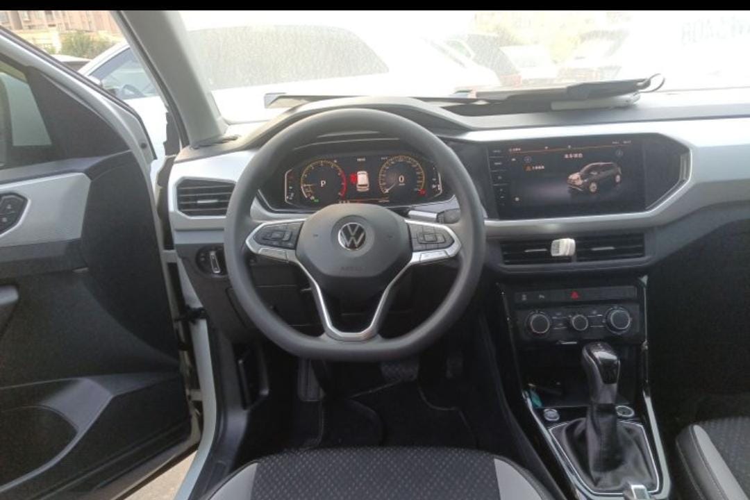Volkswagen Tacqua 2021 1.5L