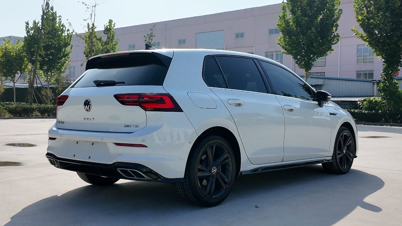 Volkswagen Golf 2022 280TSI R-line