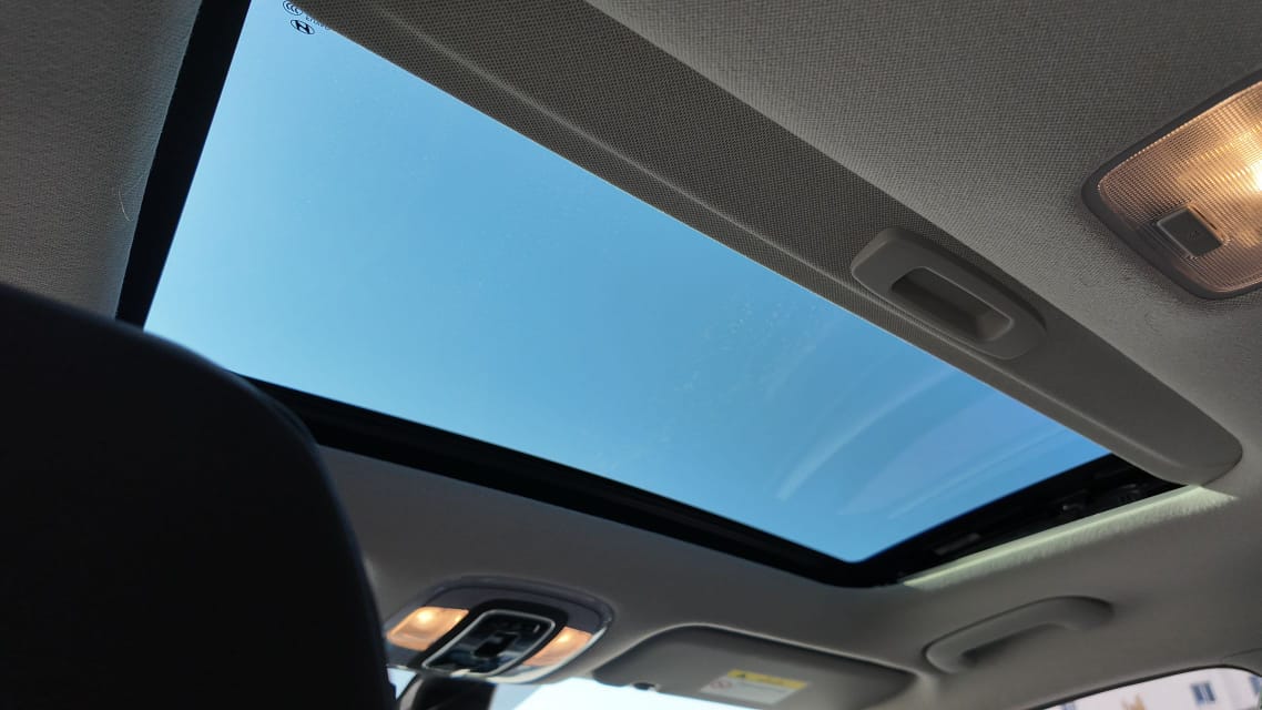 Hyundai Elantra 2022  1.5L CVT LUX Premium Edition