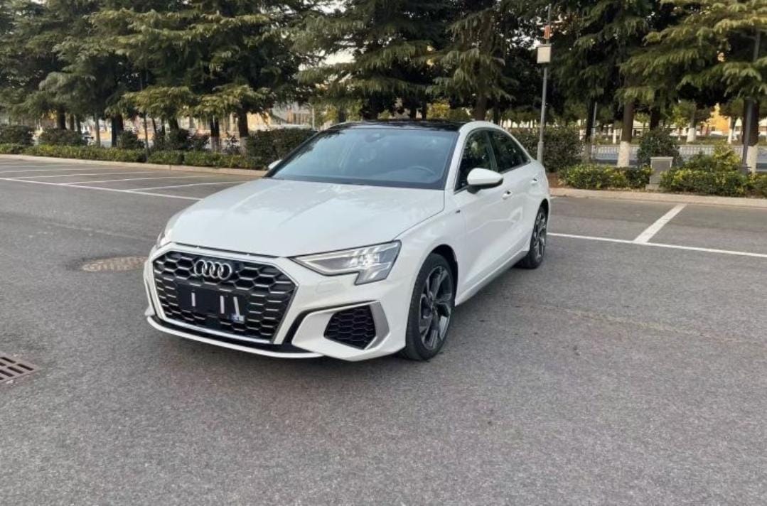 Audi A3L 2023 Limousine 35 TFSI Luxury Sport