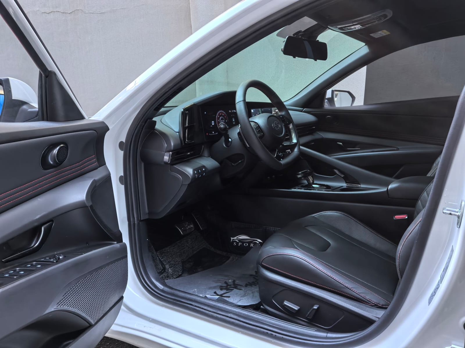 Hyundai Elantra 2023 1.4T 240TGDi DCT LUX Premium Edition