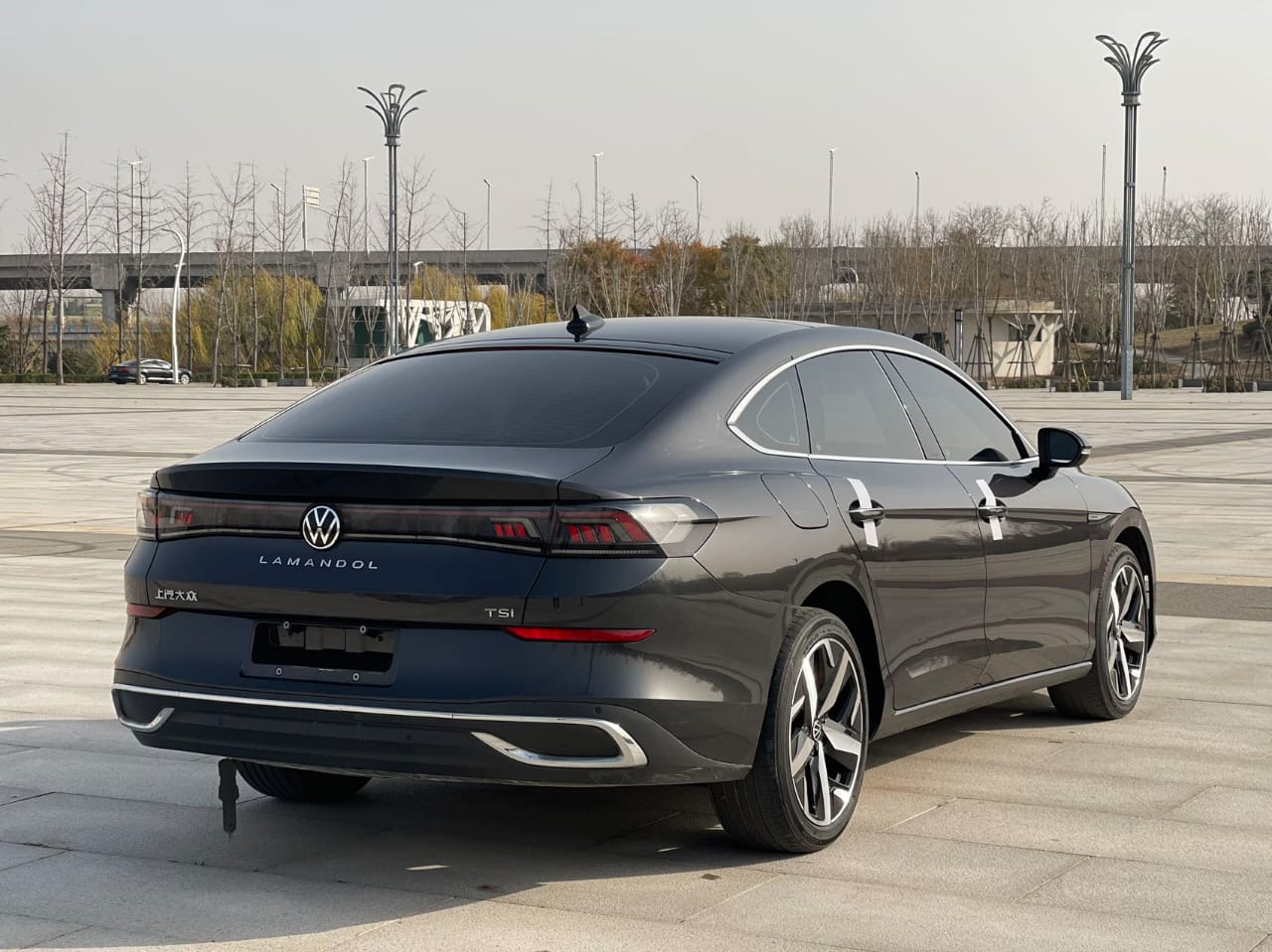 Volkswagen Lamando L 2022 280TSI DSG Cool Hot Edition