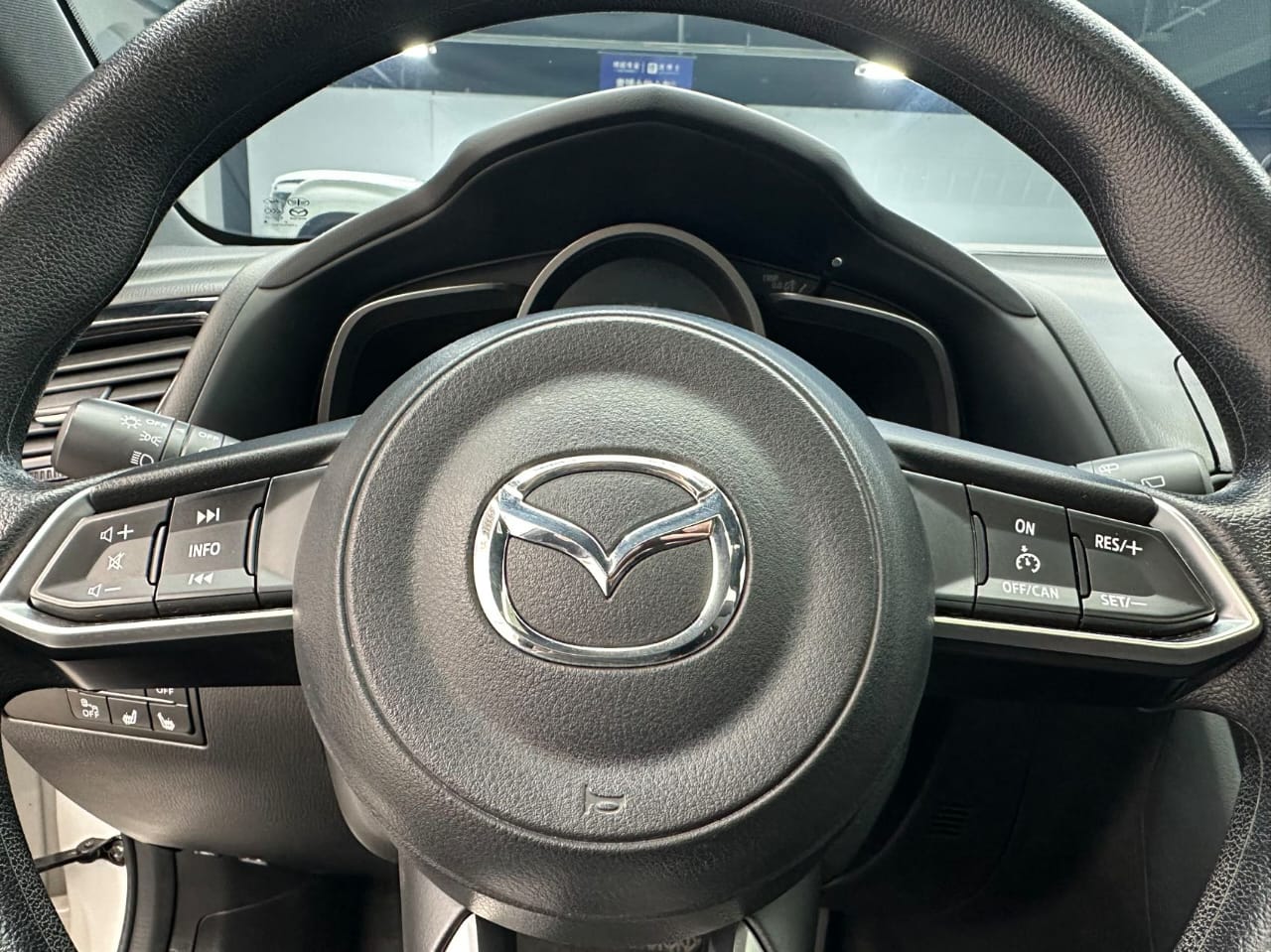 Mazda CX-4 2021 2.0L Automatic 2WD "Blue Sky Explorer"