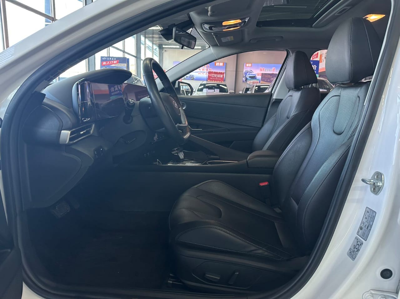 Hyundai Elantra 1.5L Premium Edition 2021