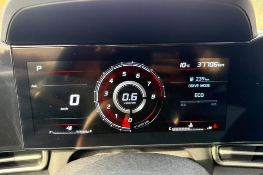 Hyundai Elantra 2021 1.5L CVT LUX Premium Edition