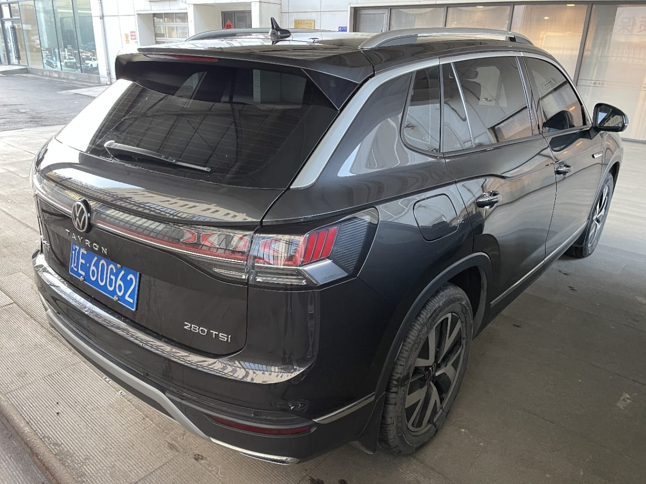 Volkswagen Tayron 2022 280TSI Deluxe PLUS Premium Edition