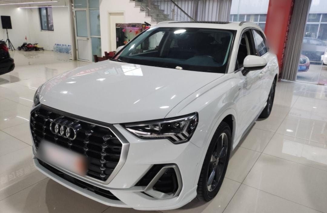 Audi Q3 2022 35 TFSI