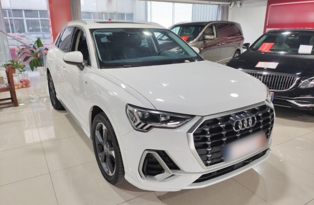 Audi Q3 2022 35 TFSI