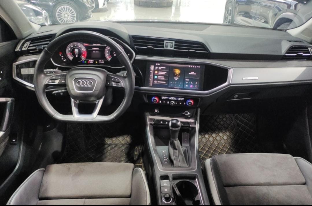 Audi Q3 2022 35 TFSI