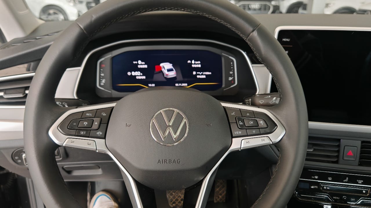 Volkswagen Bora 2022 280TSI DSG