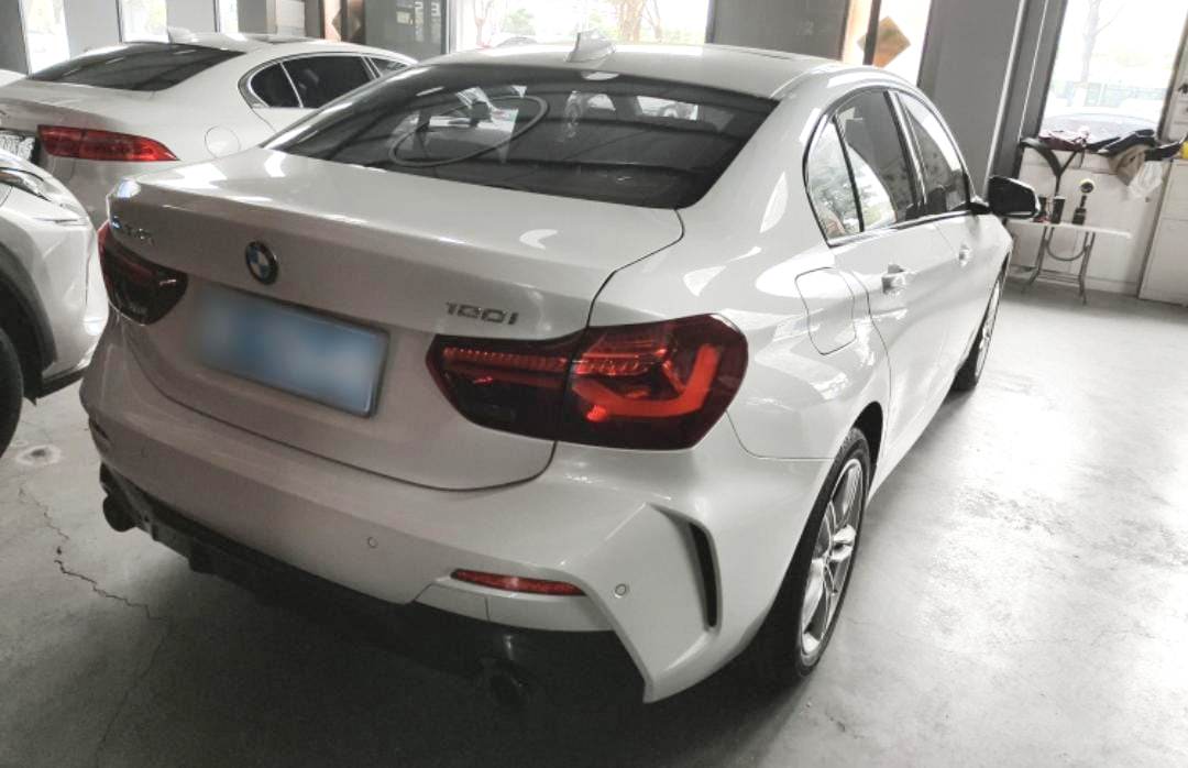 BMW 1 Series 2023 120i M Sport Night Edition