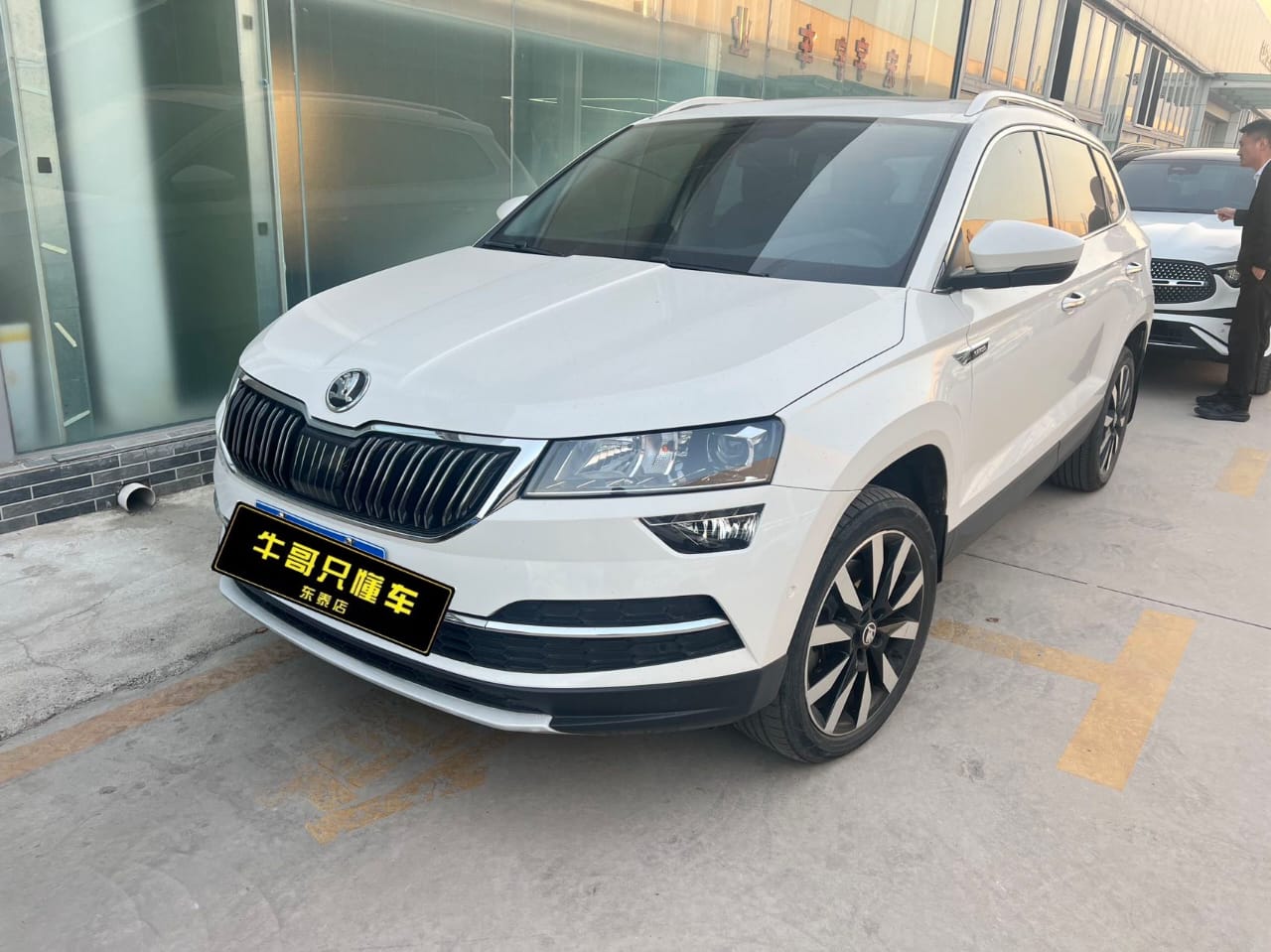 Skoda Karoq 2021 TSI280 Deluxe Edition