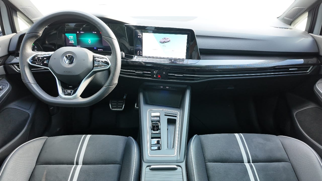 Volkswagen Golf 2022 280TSI R-Line