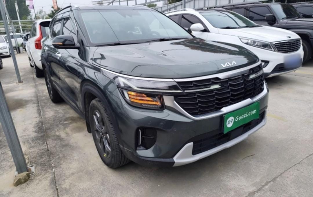 Kia Seltos 2023 1.5L CVT Deluxe Edition