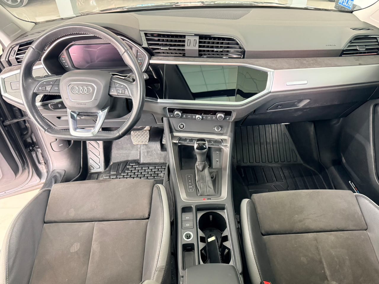 Audi Q3 35 TFSI Stylish Dynamic 2021