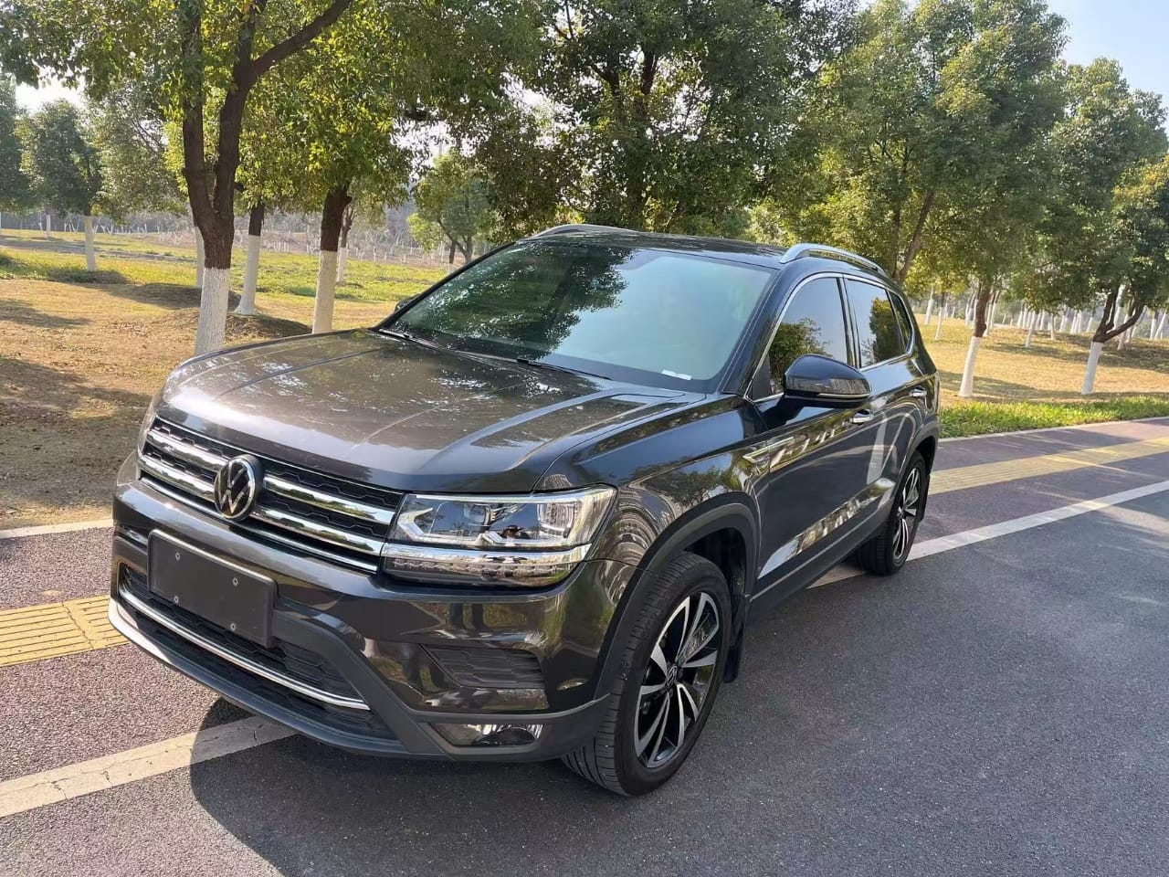 Volkswagen Tharu 1.4TSI 280TSI Deluxe Edition PLUS 2021