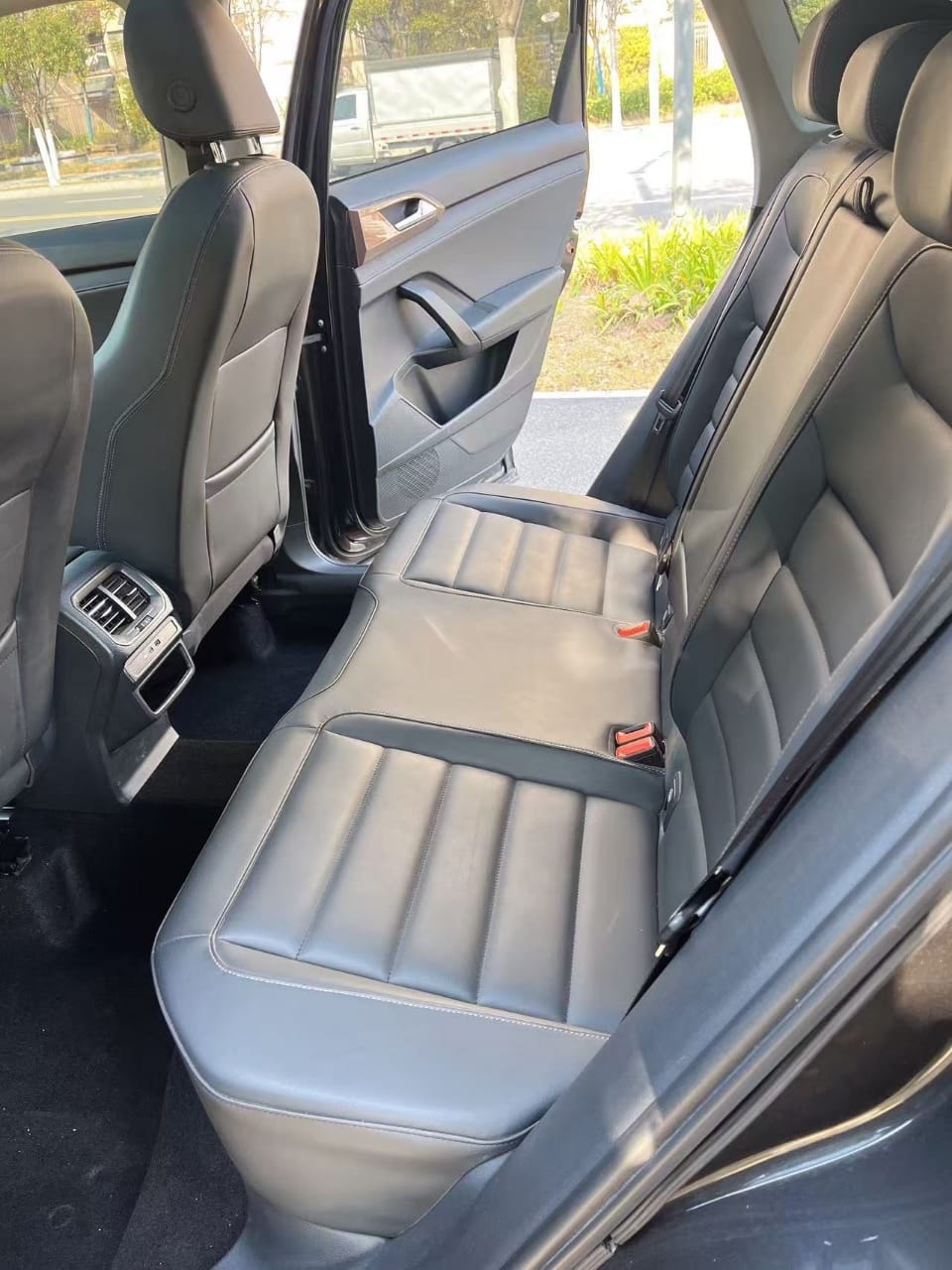 Volkswagen Tharu 1.4TSI 280TSI Deluxe Edition PLUS 2021