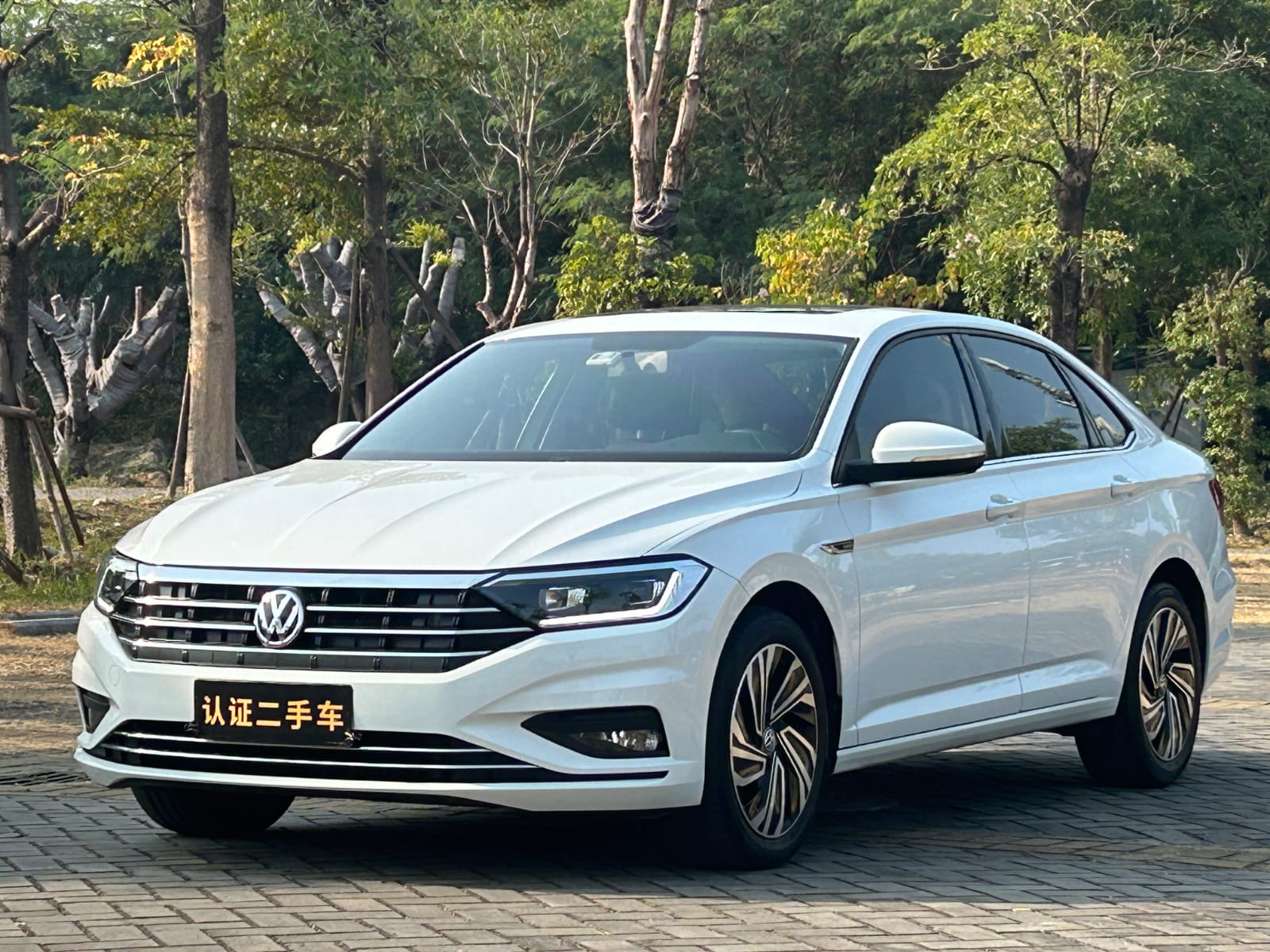 Volkswagen Sagitar 2021 280TSI