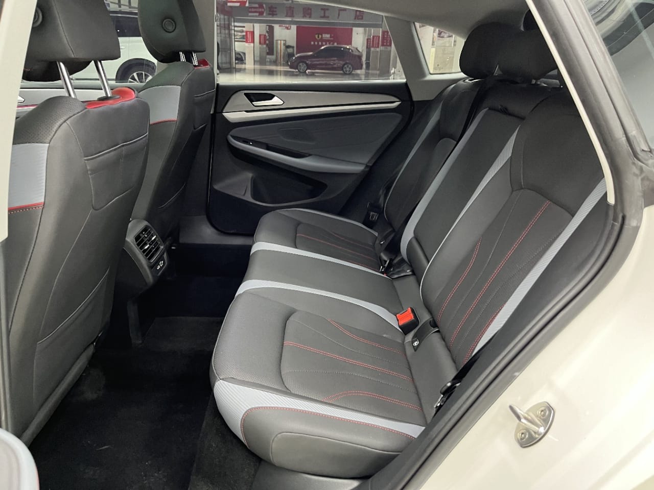 Volkswagen Lamando L 2022 280TSI DSG Cool Hot Version