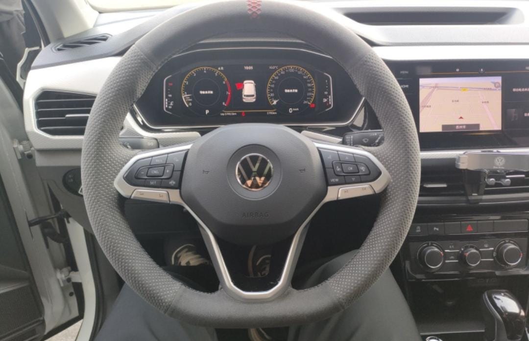 Volkswagen Tacqua 2022 1.5L Automatic