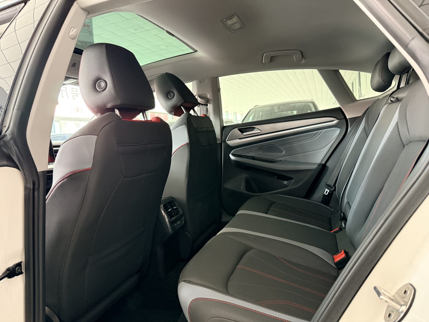 Volkswagen Lamando L 2022 280TSI DSG