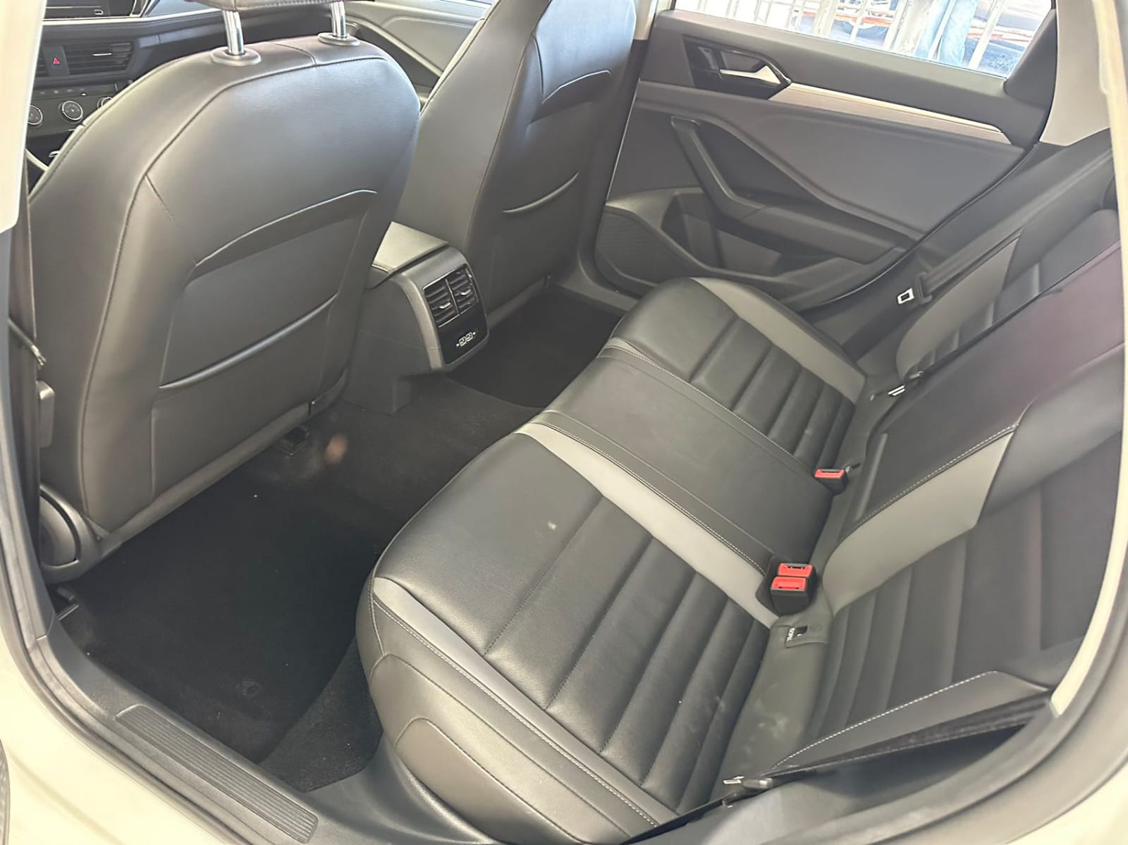 Volkswagen Sagitar 2021 280TSI DSG