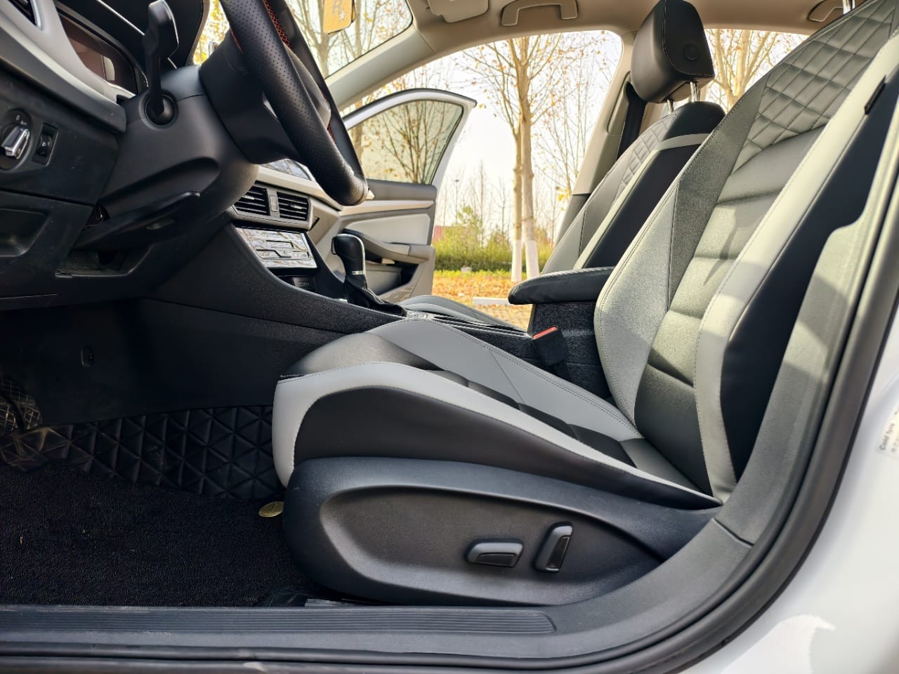 Volkswagen Bora 2022 280TSI DSG