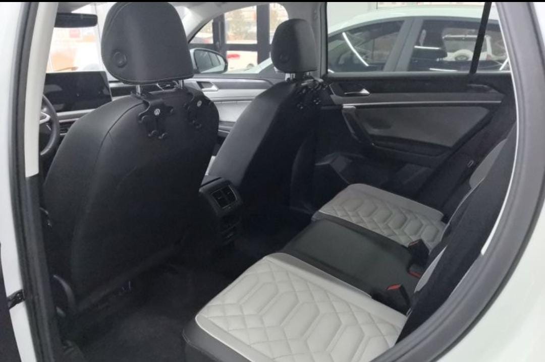 Volkswagen Tayron 2023 280TSI Deluxe Plus Premium Edition