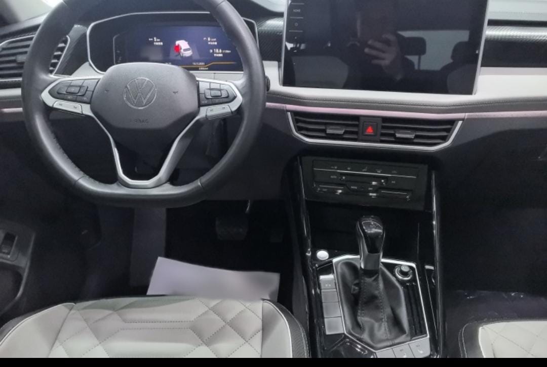 Volkswagen Tayron 2023 280TSI Deluxe Plus Premium Edition