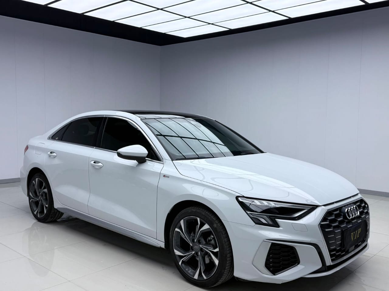 Audi A3L Limousine 2021 35 TFSI Luxury Sport