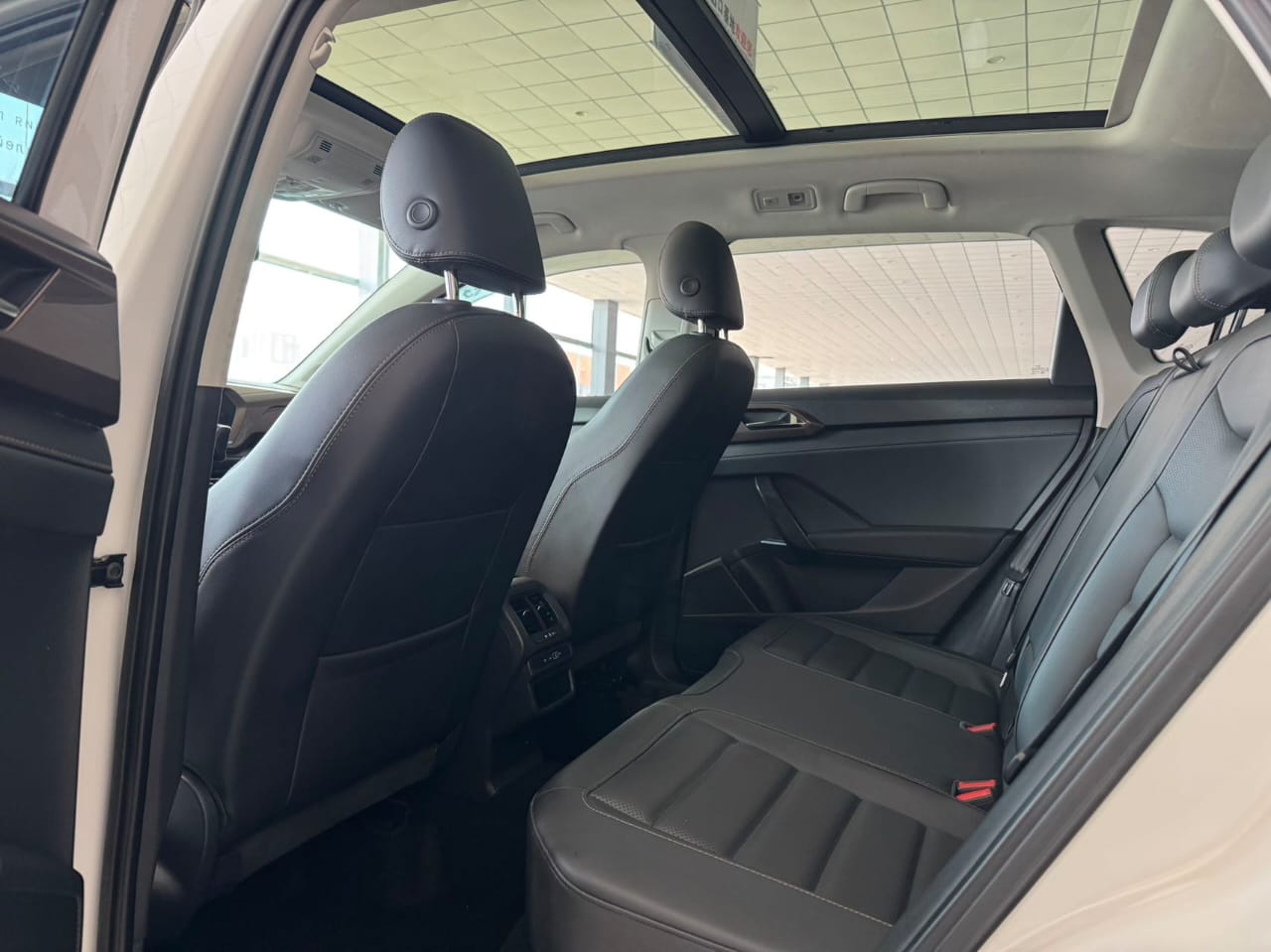 Volkswagen Tharu 2022 280TSI Deluxe Edition PLUS